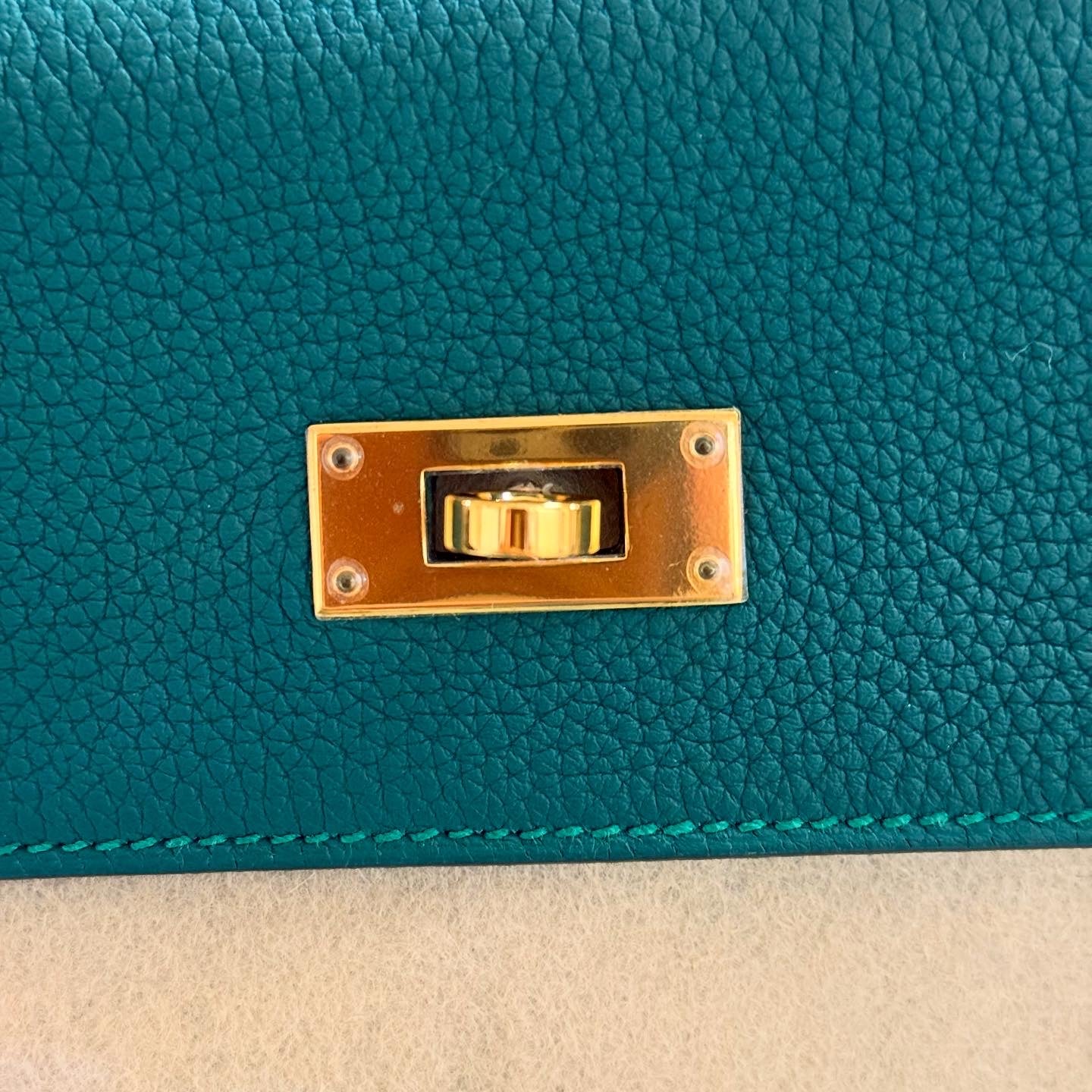 Hermes Kelly 35 Vert Ventigo Togo Gold Hardware